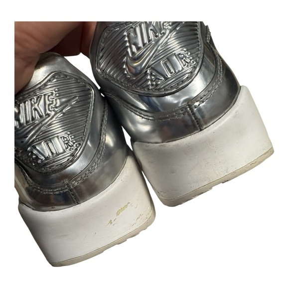 RARE Nike Air Max 90 Sneaker Metallic Silver Women’s US Size 8 Silver Unique - Picture 8 of 10